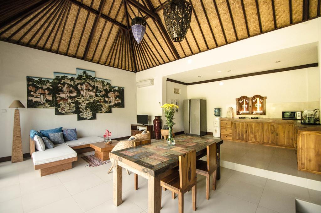 Villa Kami Ubud Exterior photo