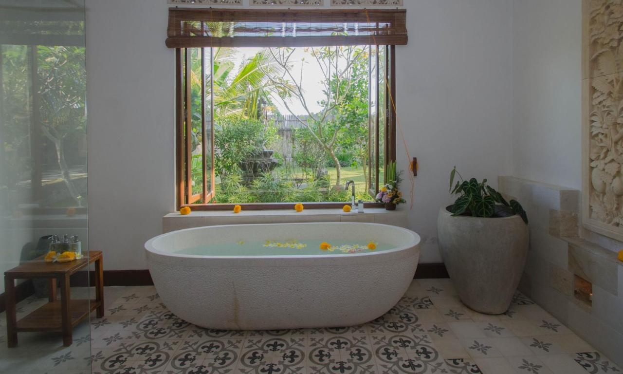 Villa Kami Ubud Exterior photo